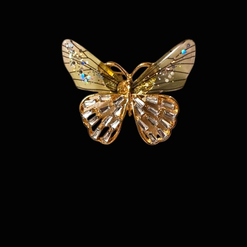 NEW Elegant Gold and Green Butterfly Brooch Pin P1P21